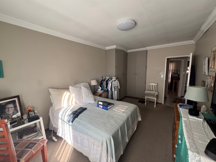 3 Bedroom Property for Sale in Langenhovenpark Free State